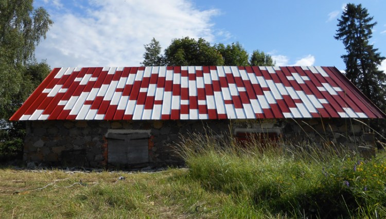 Jumts ar Latvju rakstiem