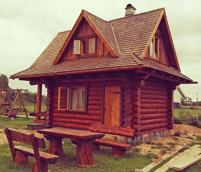 Pirtiņas projekts "Mareks" - neliela, ērta guļbūves pirtiņa, uzbūvētās ēkas bildes