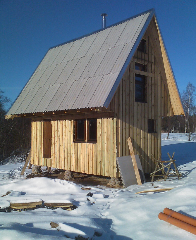 Sīkmājas projekts, sīkmāja būvēšanas procesā