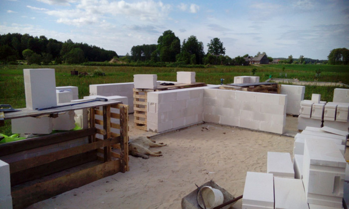 Dzīvojamās mājas projekts RITA, būvniecības process pašu spēkiem, bildes