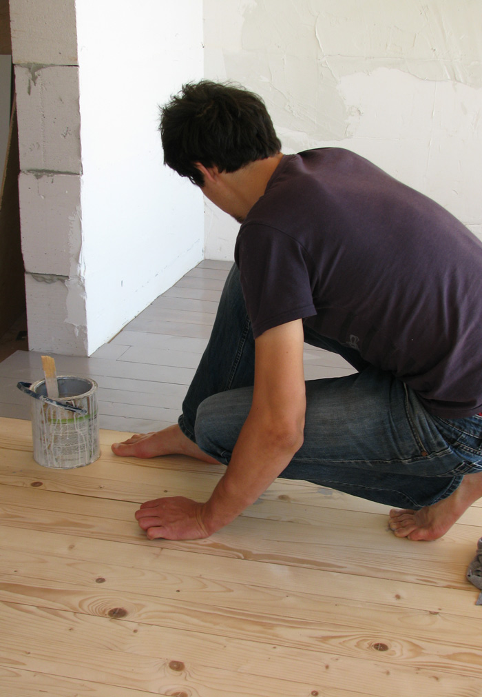 Vienkāršas darbnīcas projekts - būvniecības procesa bildes, grīda