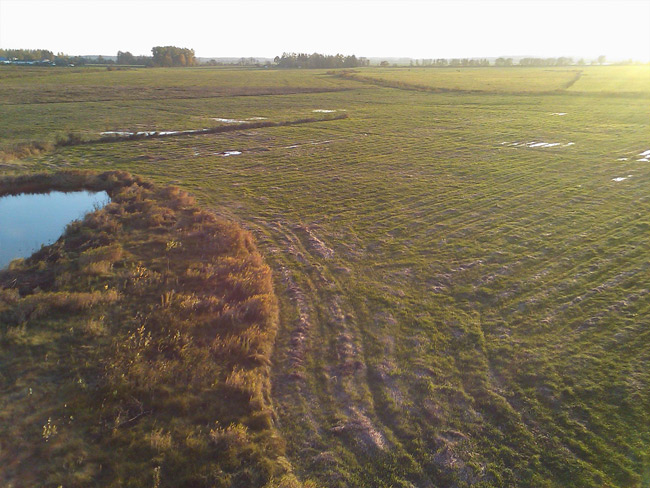 Vēja ģeneratora masta celšanas process