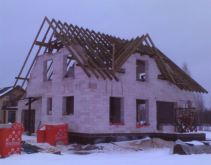 Savrupmājas projekts "Dina" - ēkas būvniecības procesa bildes