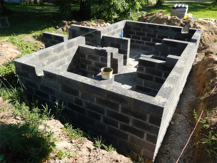 Pagraba projekts - būvniecības process, sienas