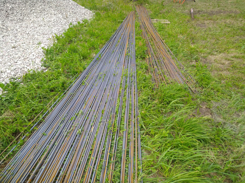 Dzīvojamās mājas projekta būvniecības procesa bildes - armatūra