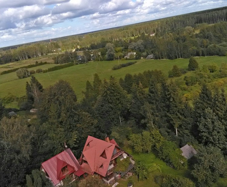 Aerofotogrāfija uzņemta ar gaisa pūķi