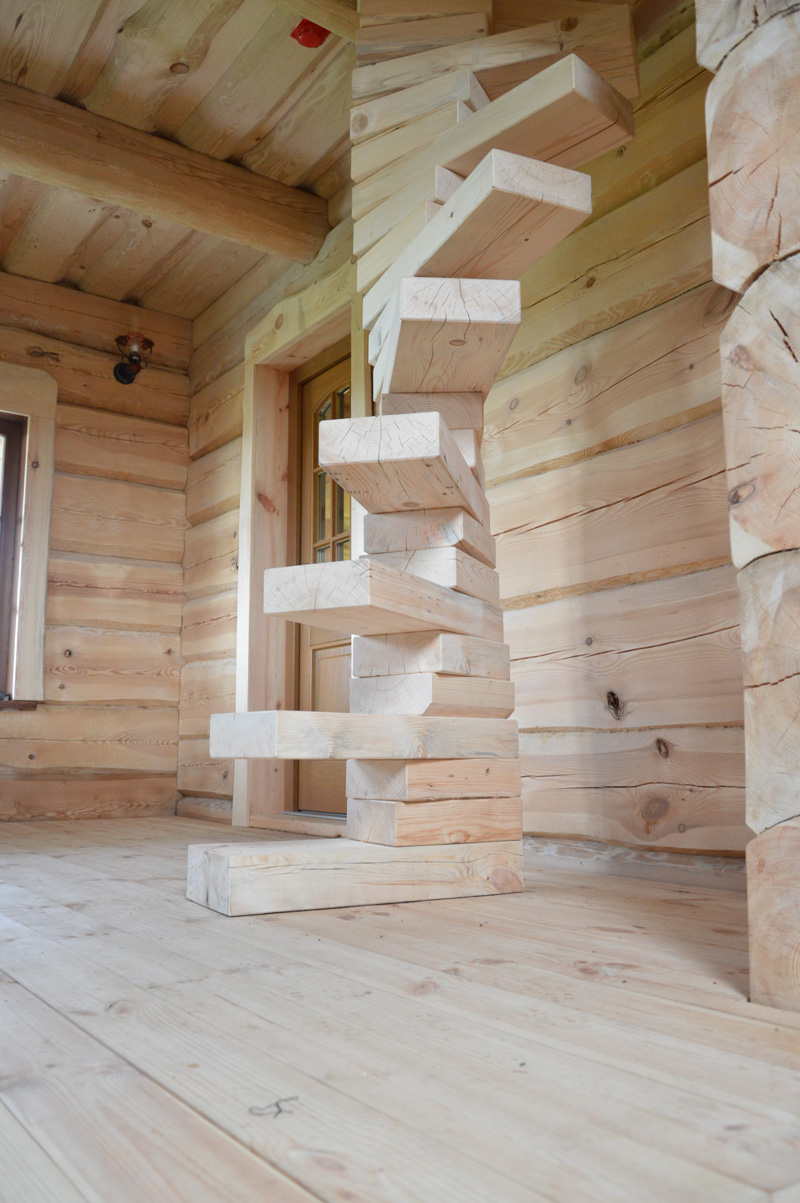 Brīvdienu mājas projekts "Jānis", uzbūvētās mājas bildes