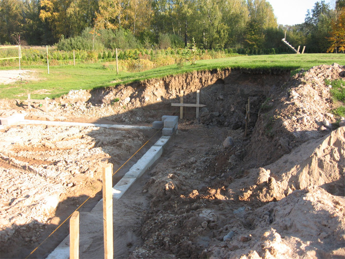 Viesu nama projekts, būvniecības procesa skati