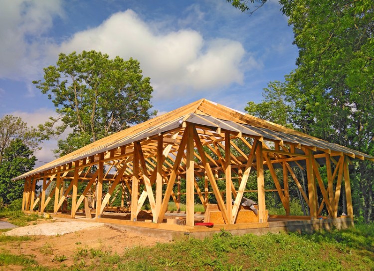 Viesību šķūņa projekts - būvniecības procesa bildes