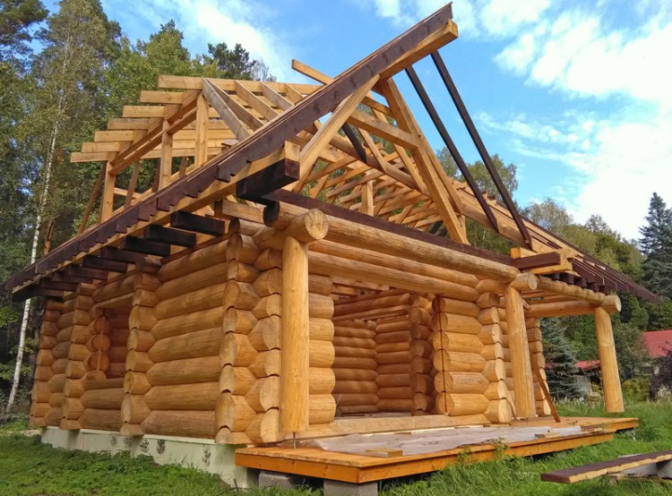 Silta un omulīga guļbūve