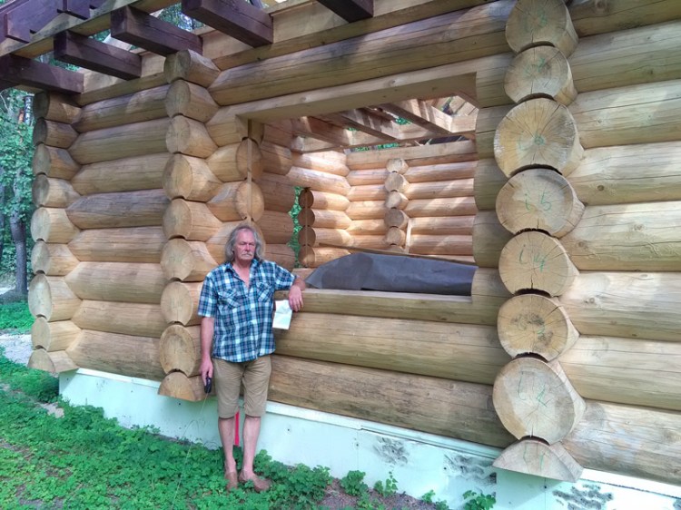 Silta un omulīga guļbūve