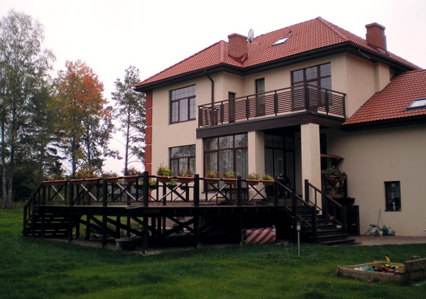 Plašas savrupmājas, villas, 300-400m2