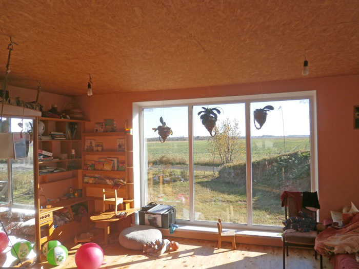 Saimniecības ēkas projekts "Edžus" - pagaidu dzīvojamā māja - uzbūvētās ēkas bildes