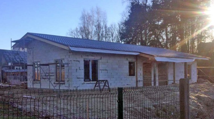 Dzīvojamā māja vienā stāvā - projekts "Andris" - uzbūvētās mājas bildes