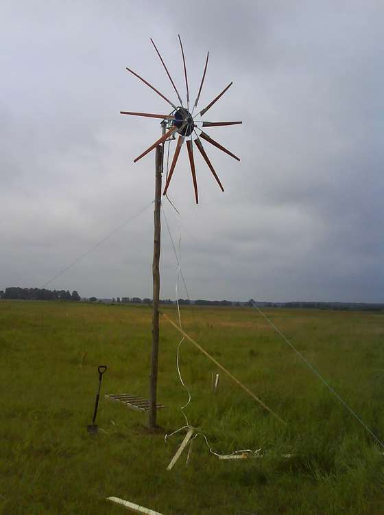 paštaisīts vēja ģenerators