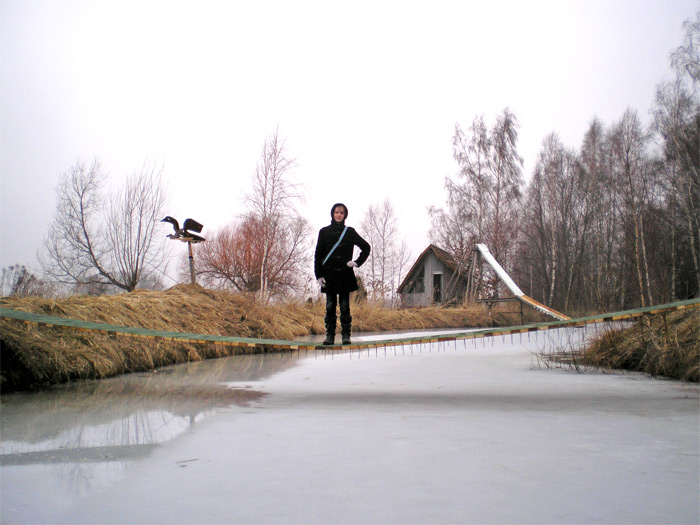 Plānākais tilts Eiropā, pašdarināts trosēs iekārts tilts