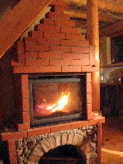 Kamīna projekts - ekonomiski risināts pašbūvēts kamīns