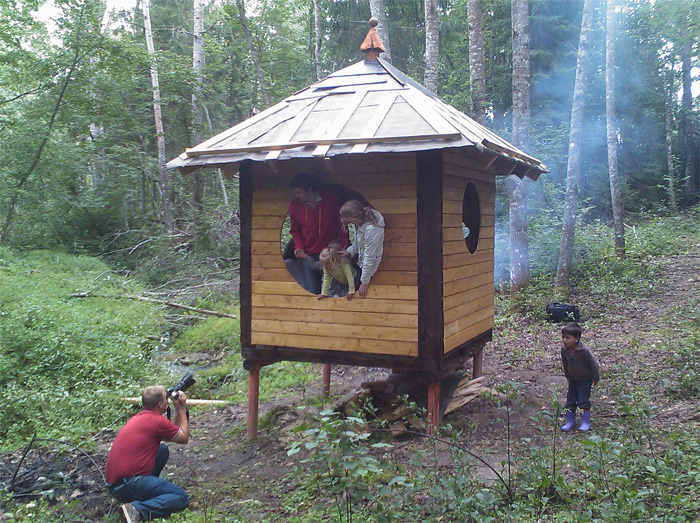 Atpūtas paviljona projekts dabas parkā, paviljona apmeklētāji