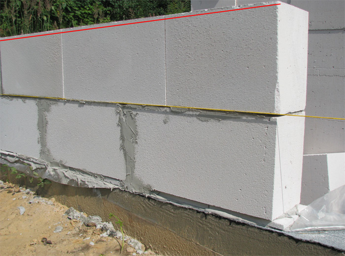 Saimniecības ēkas ekonomiska būvniecība, mūrēšana