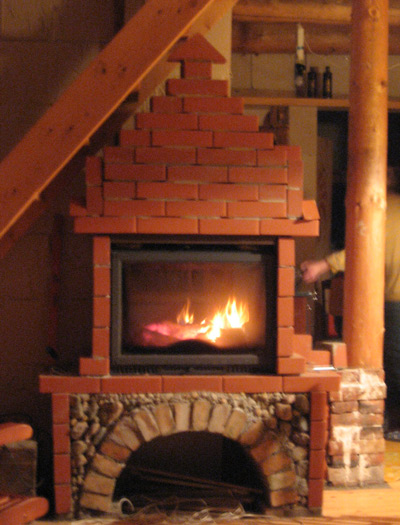 Kamīna projekts - ekonomiski risināts pašbūvēts kamīns