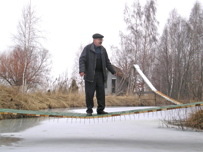 Plānākais tilts Eiropā, pašdarināts trosēs iekārts tilts