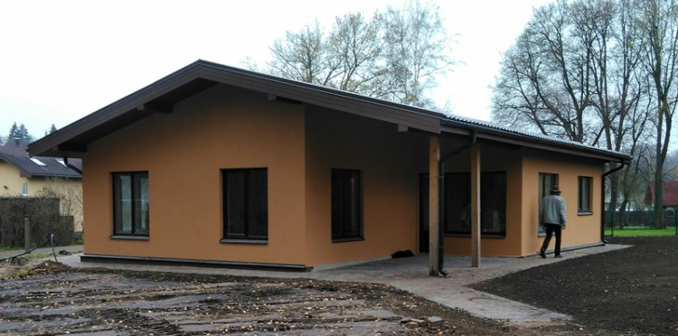 Vienstāvīgas mājas projekts "Andris", uzbūvētās mājas bildes