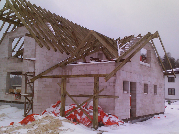 Savrupmājas projekts "Dina" - ēkas būvniecības procesa bildes