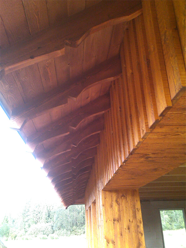 Saimniecības ēkas projekts - realizētās ēkas attēli, fasādes, dēļu apšuvums