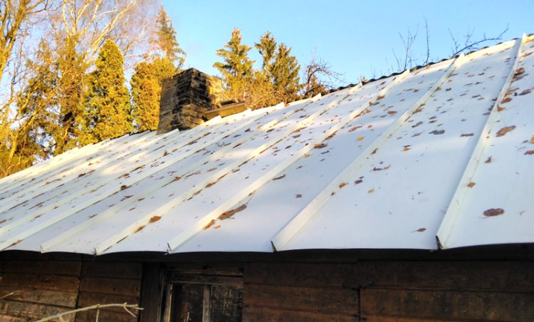 Daļēja jumta nomaiņa - jaunā jumta puse