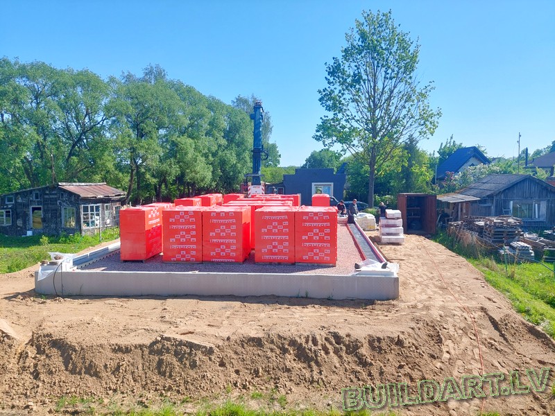 Dzīvojamās mājas projekts "Elza" - būvniecības procesa foto