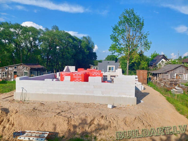 Dzīvojamās mājas projekts "Elza" - būvniecības procesa foto