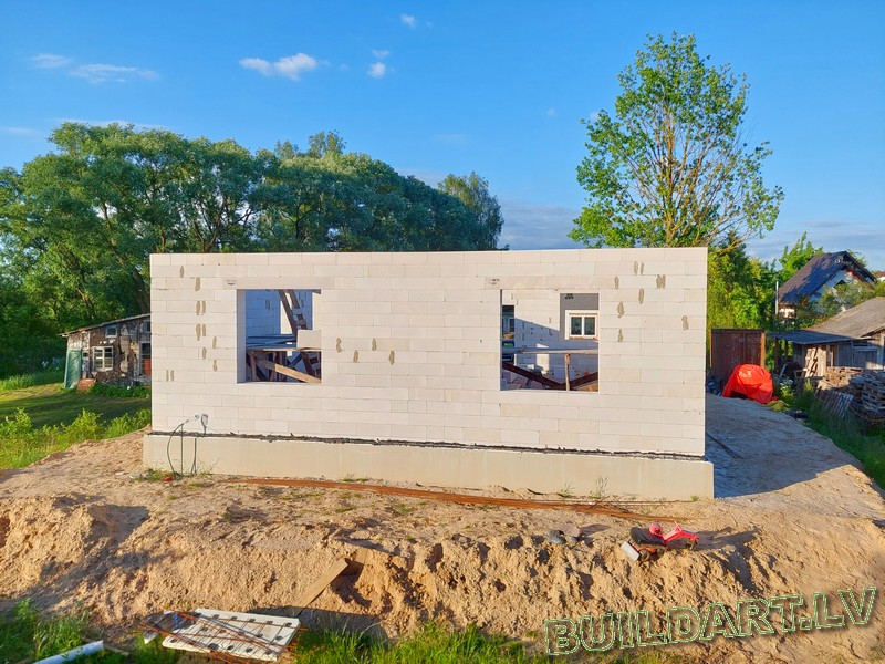 Dzīvojamās mājas projekts "Elza" - būvniecības procesa foto