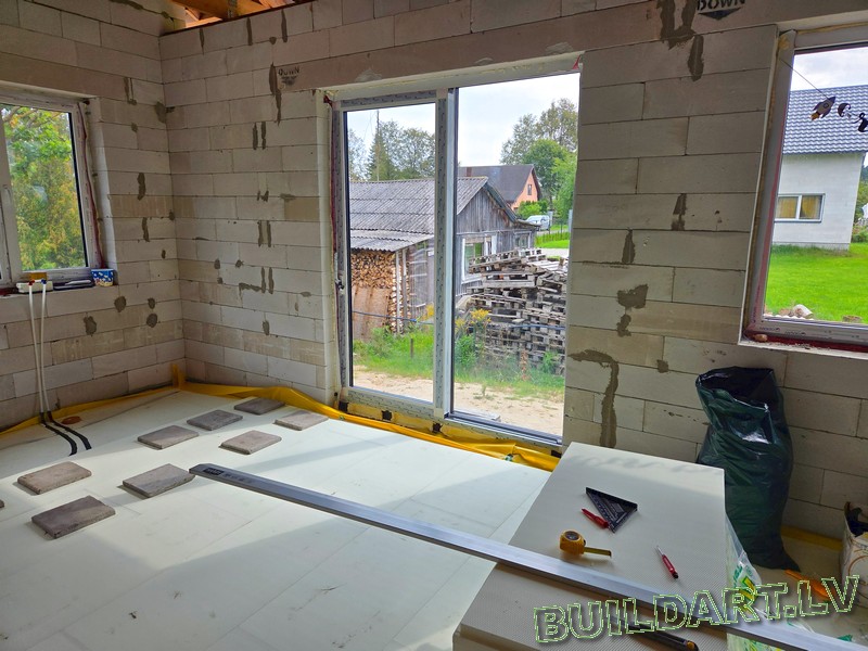 Dzīvojamās mājas projekts "Elza" - būvniecības procesa foto