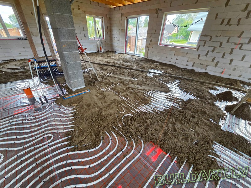 Dzīvojamās mājas projekts "Elza" - būvniecības procesa foto